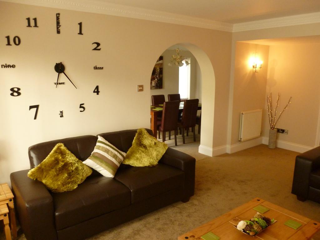 Stonecrest Villa Kilgetty ภายนอก รูปภาพ